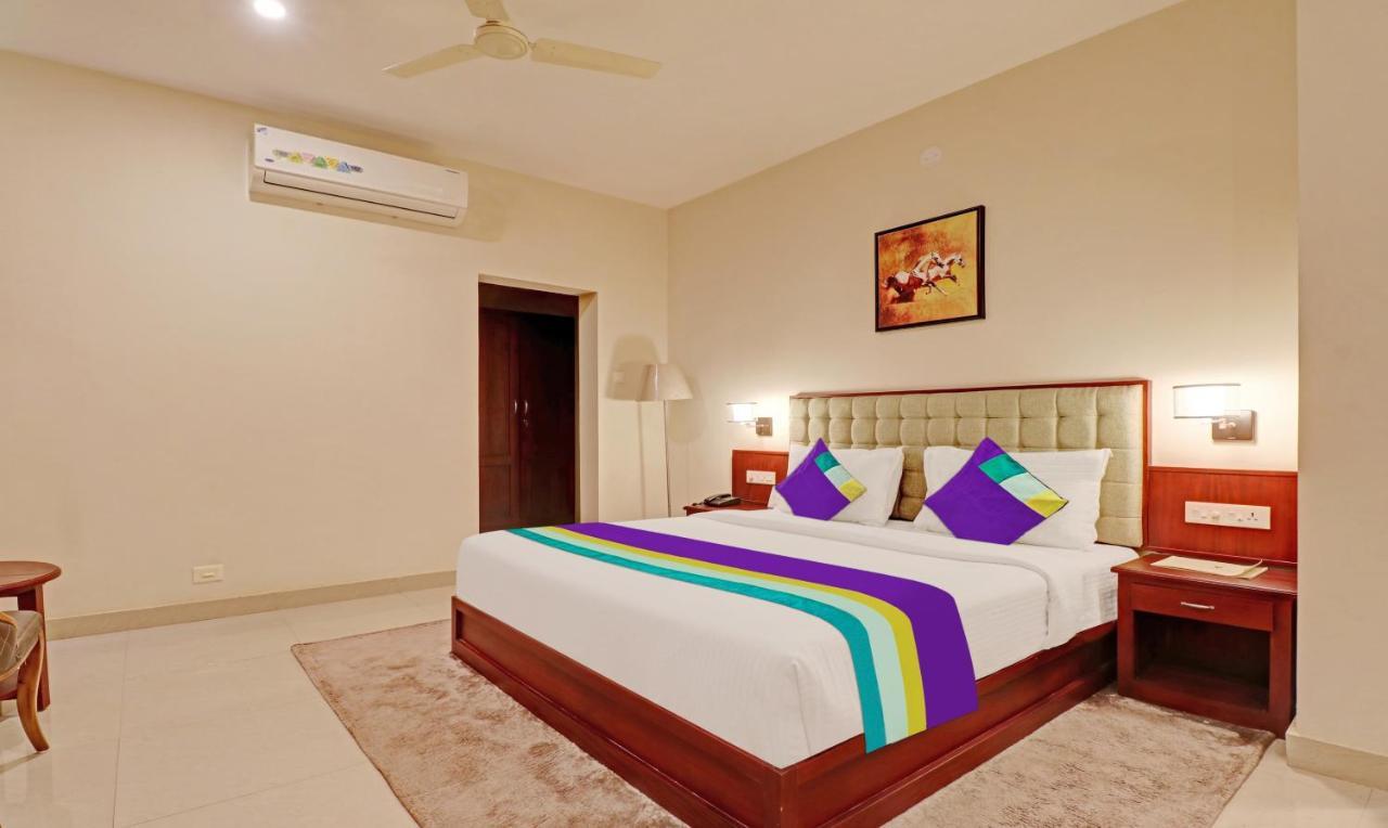 Treebo Tryst Sreepadmanabha Balaramapuram Hotel Kovalam Exterior photo
